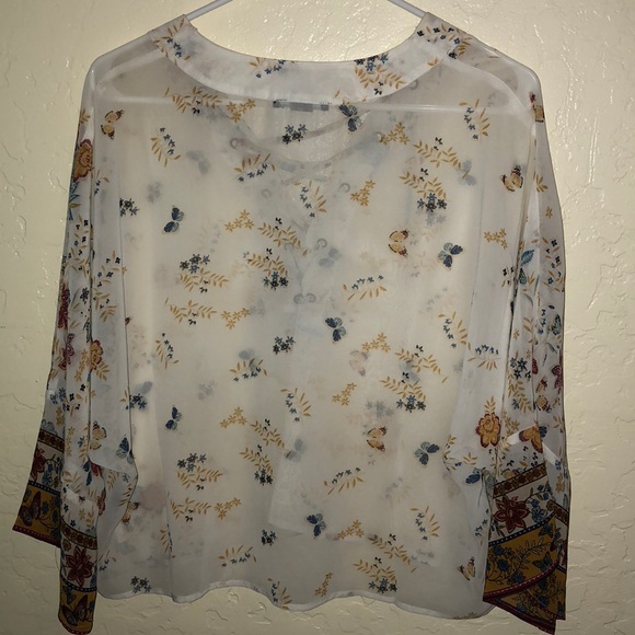 Forever 21 Sheer Blouse - Picture 2 of 5